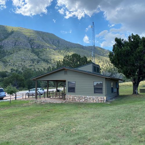 Dog Canyon Ranger Station