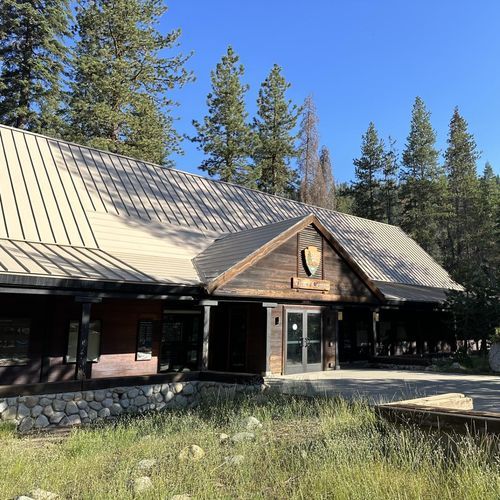 Lodgepole Visitor Center