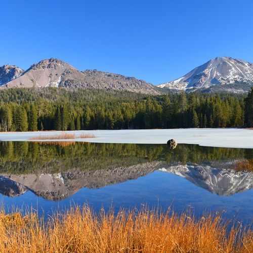 Manzanita Lake Trail