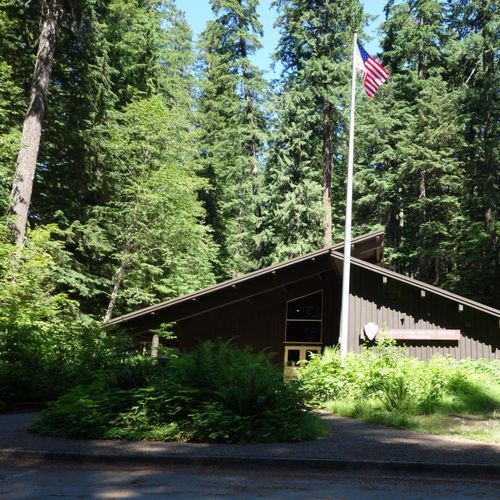 Ohanapecosh Visitor Center