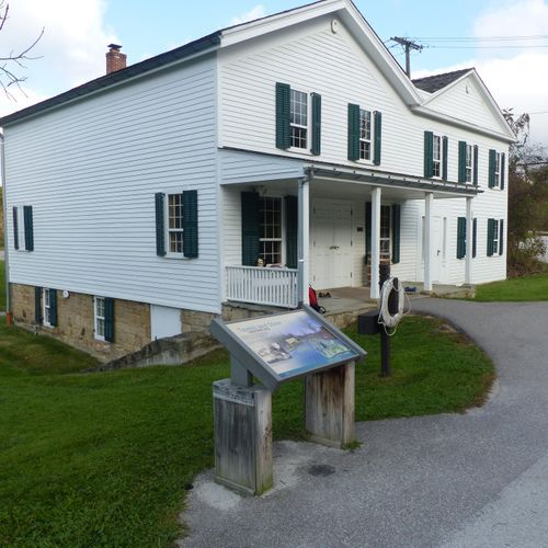 Canal Exploration Center