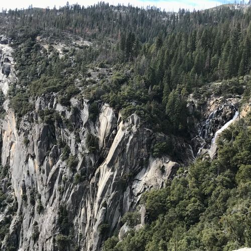 The Cascades Viewpoint