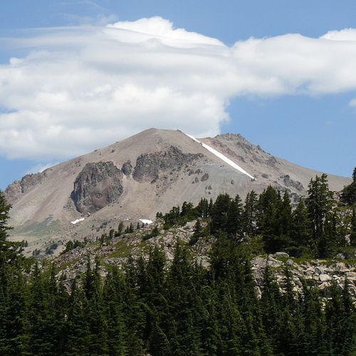 Lassen Peak Trail