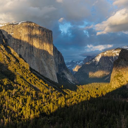 Tunnel View