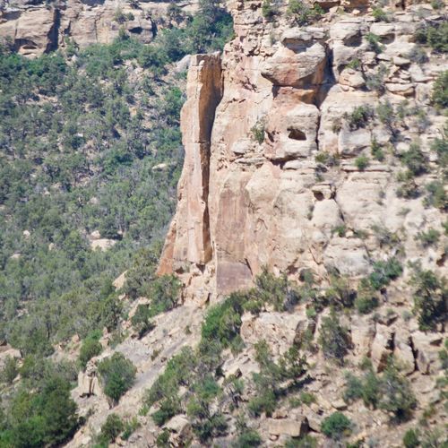 Petroglyph Point Trail