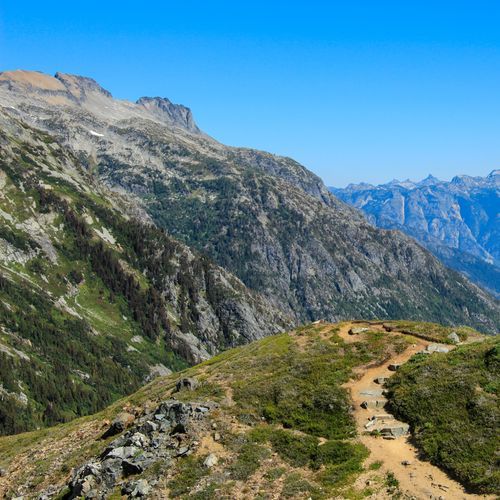 Cascade Pass