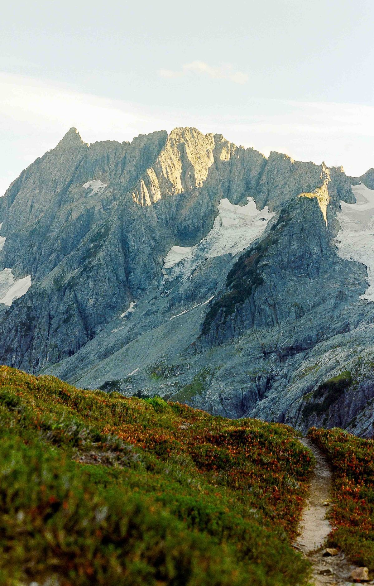 Rainy Pass: Maple Pass Loop and Lake Ann, North Cascades National Park
