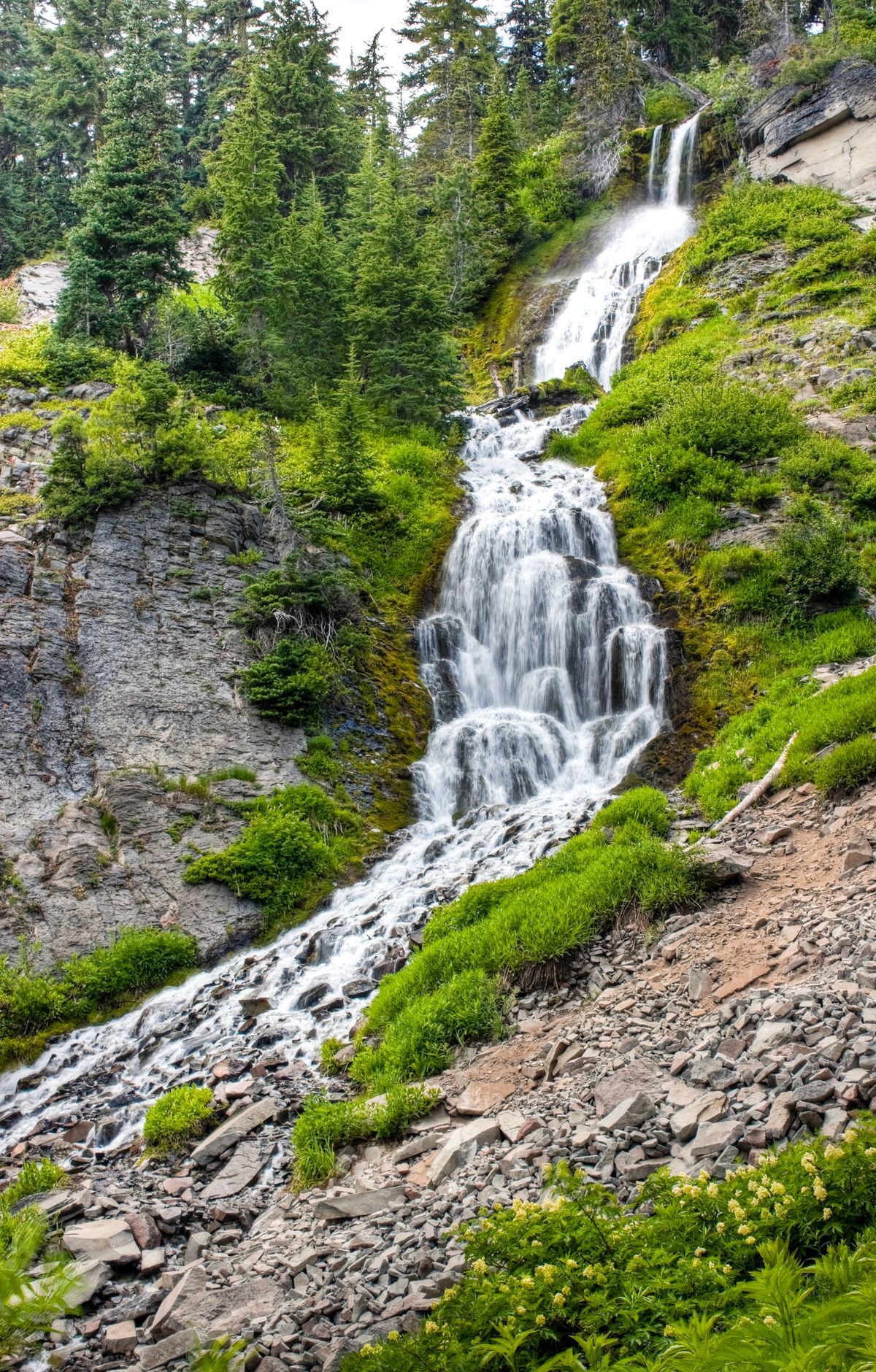 Crater Lake - Gallery thumbnail 3
