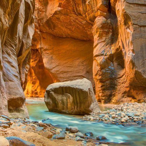 Zion Narrows Bottom-Up Day-Hiking Route