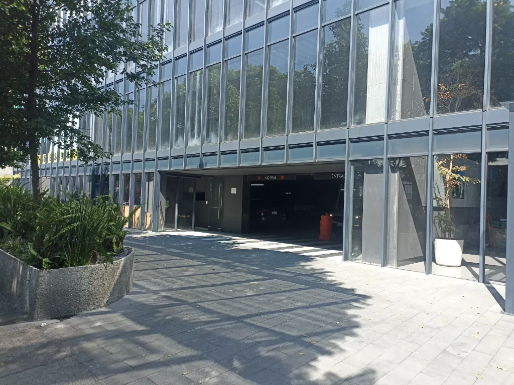 Imagen del estacionamiento 2