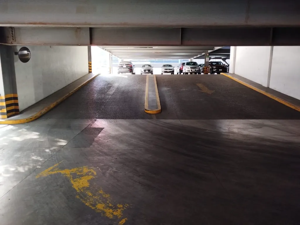 Imagen del estacionamiento 5