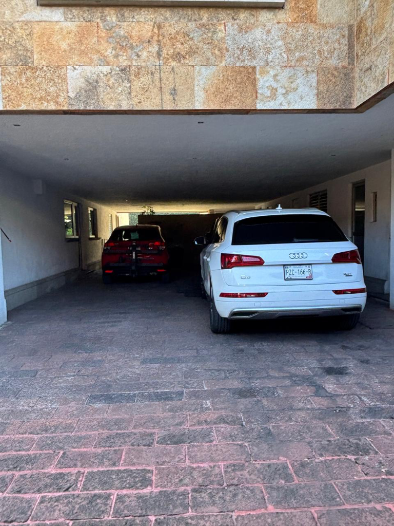 Imagen del estacionamiento 2