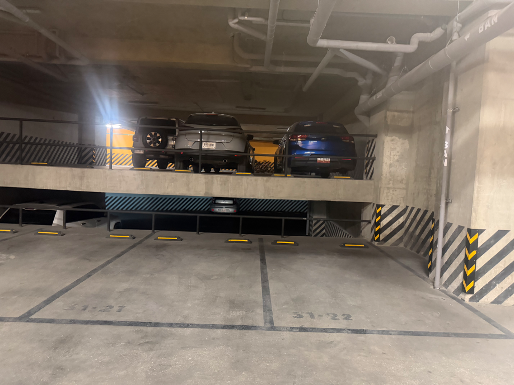 Imagen del estacionamiento 2