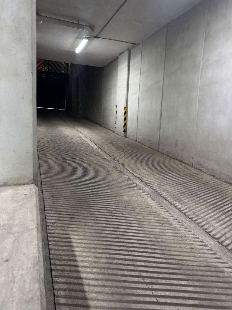 Imagen del estacionamiento 3