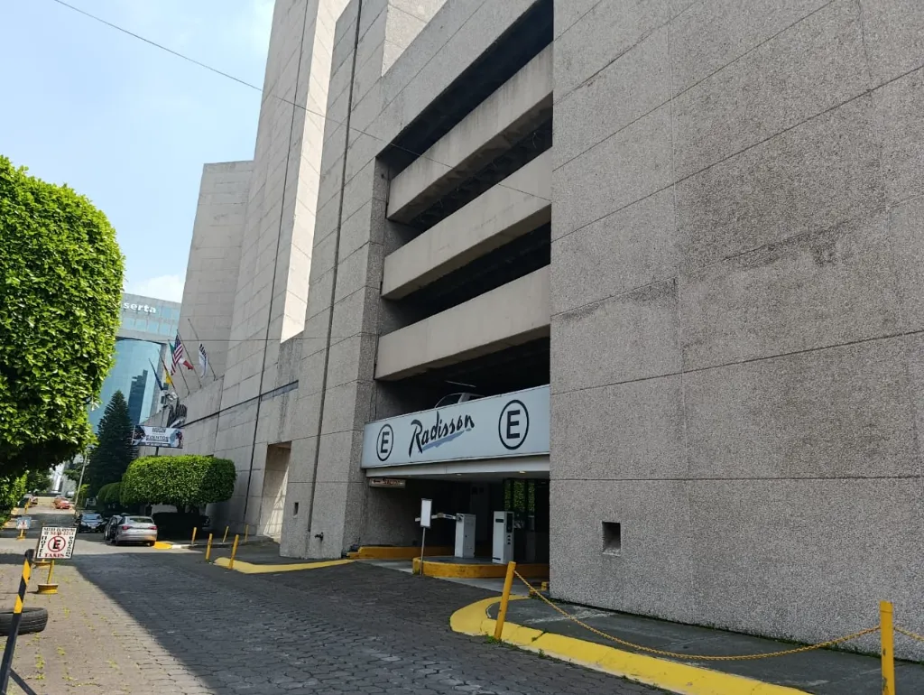 Imagen del estacionamiento 2