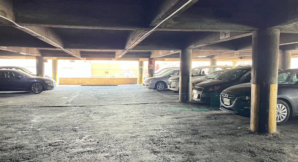 Imagen del estacionamiento 4