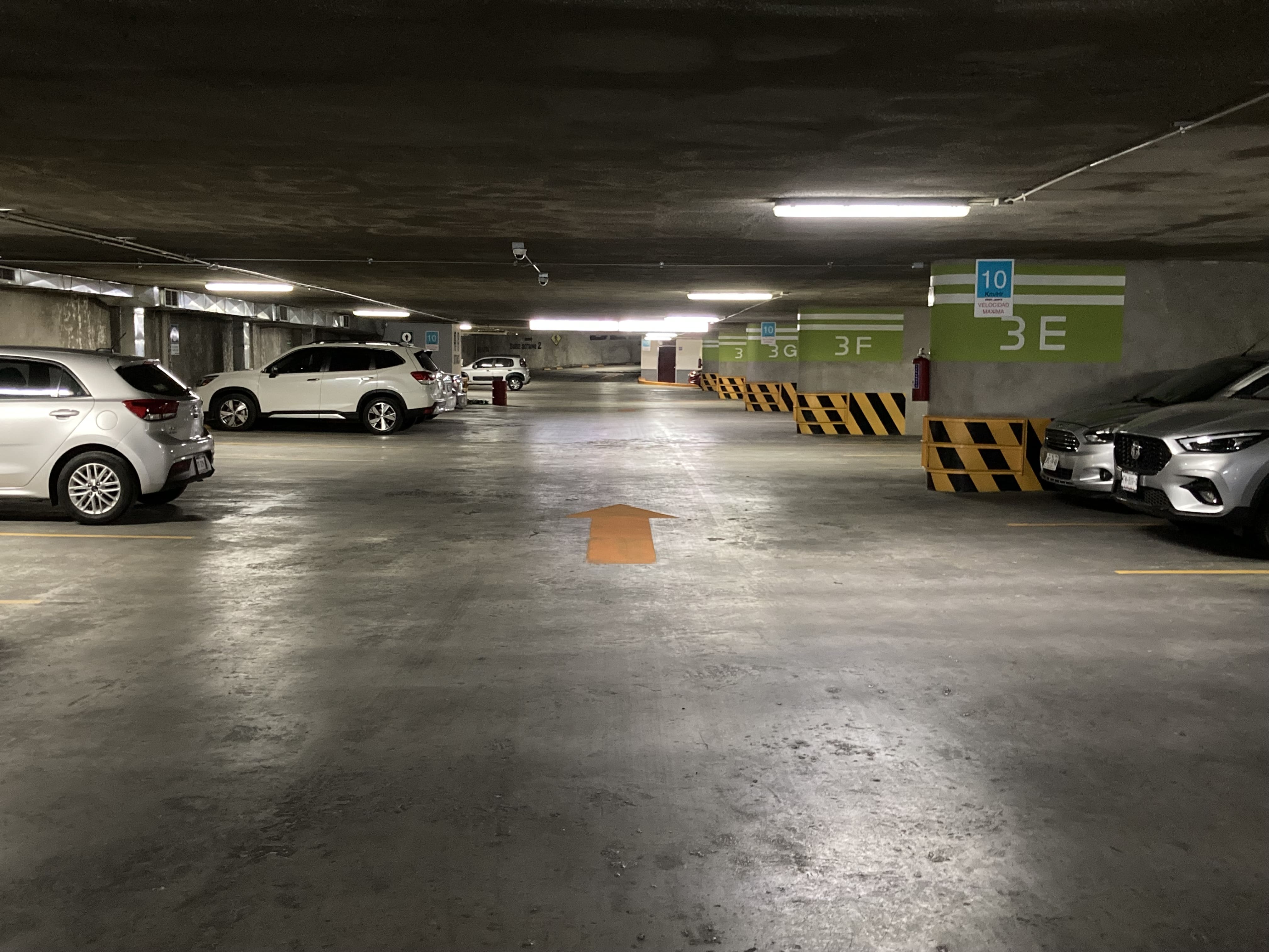 Imagen del estacionamiento 3