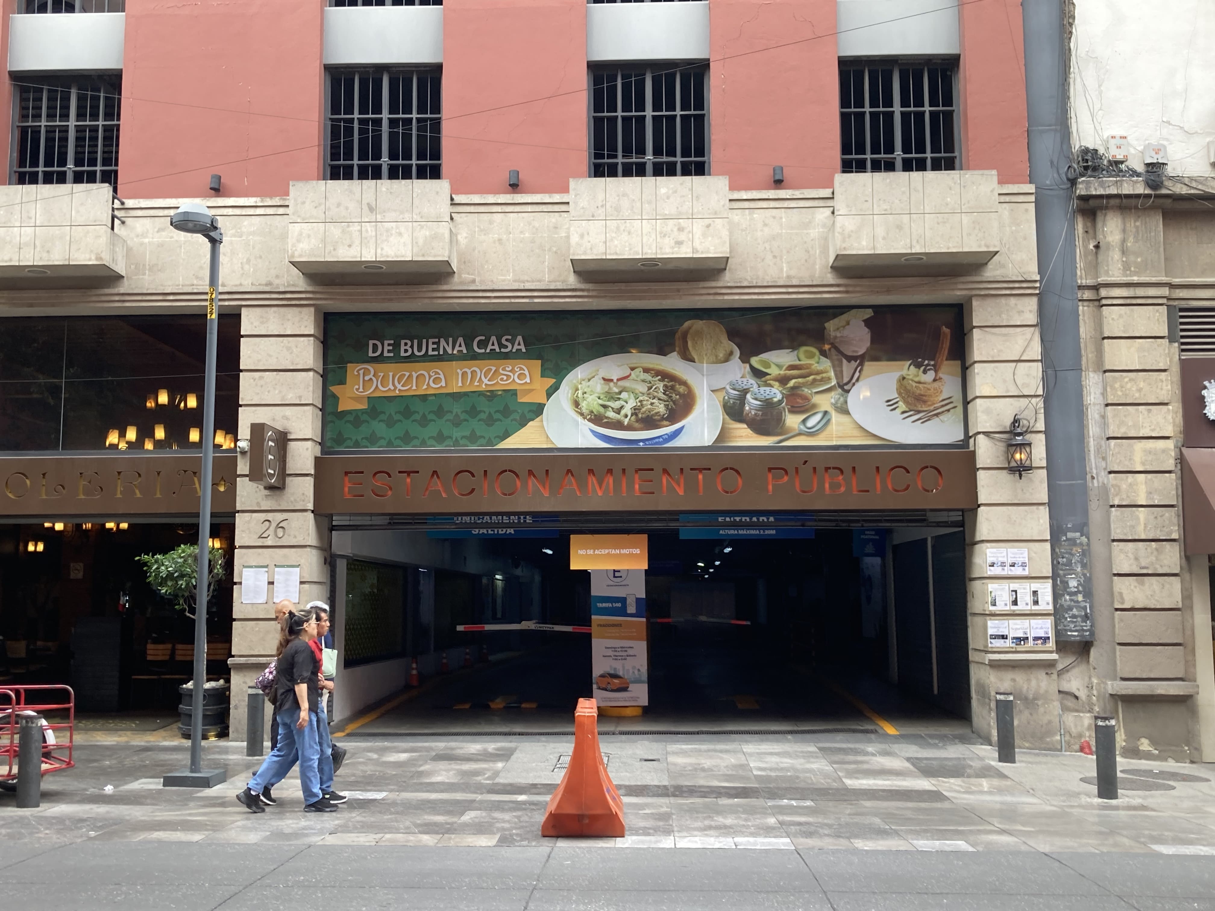 Imagen del estacionamiento 3