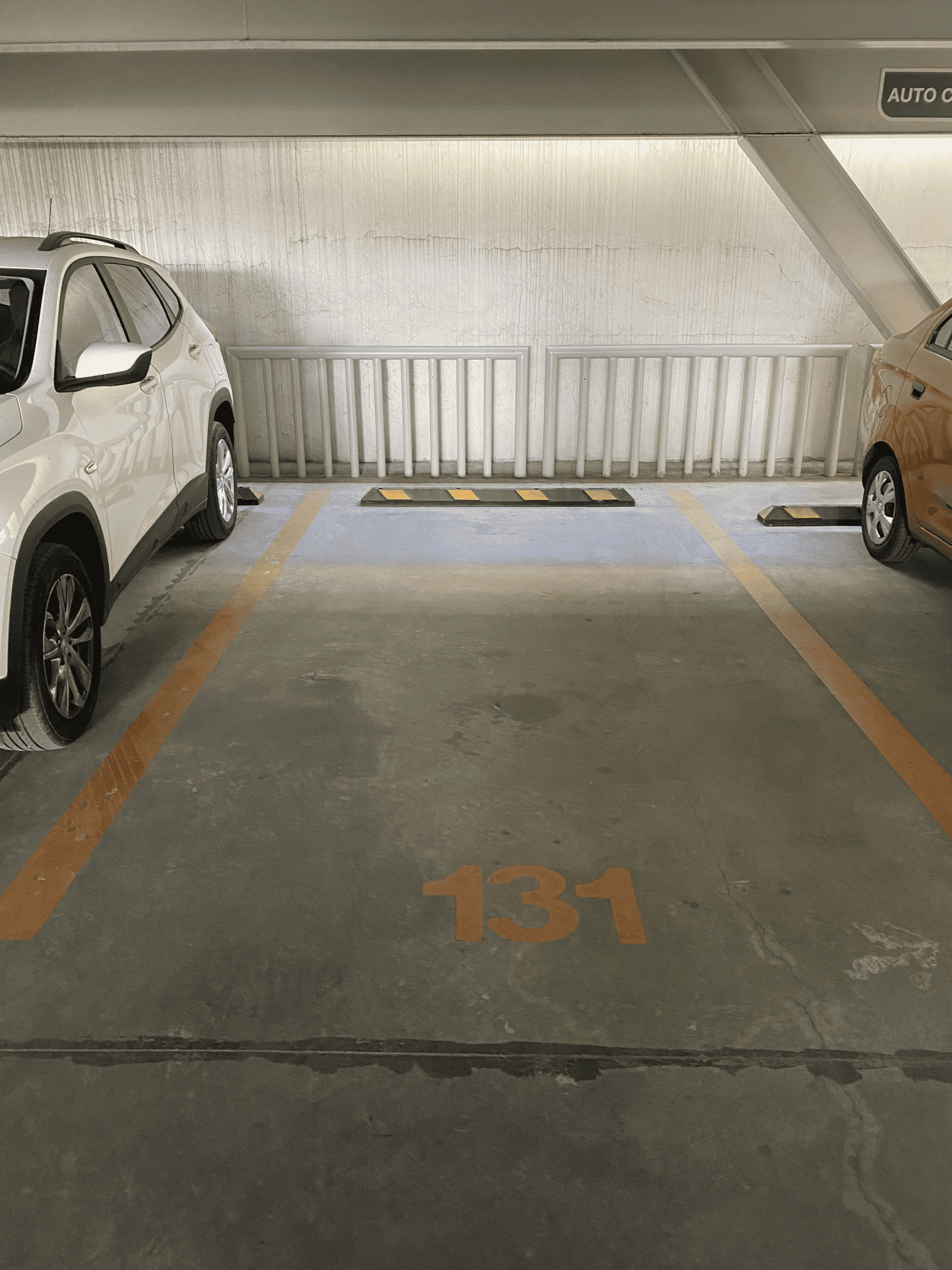 Imagen del estacionamiento 3