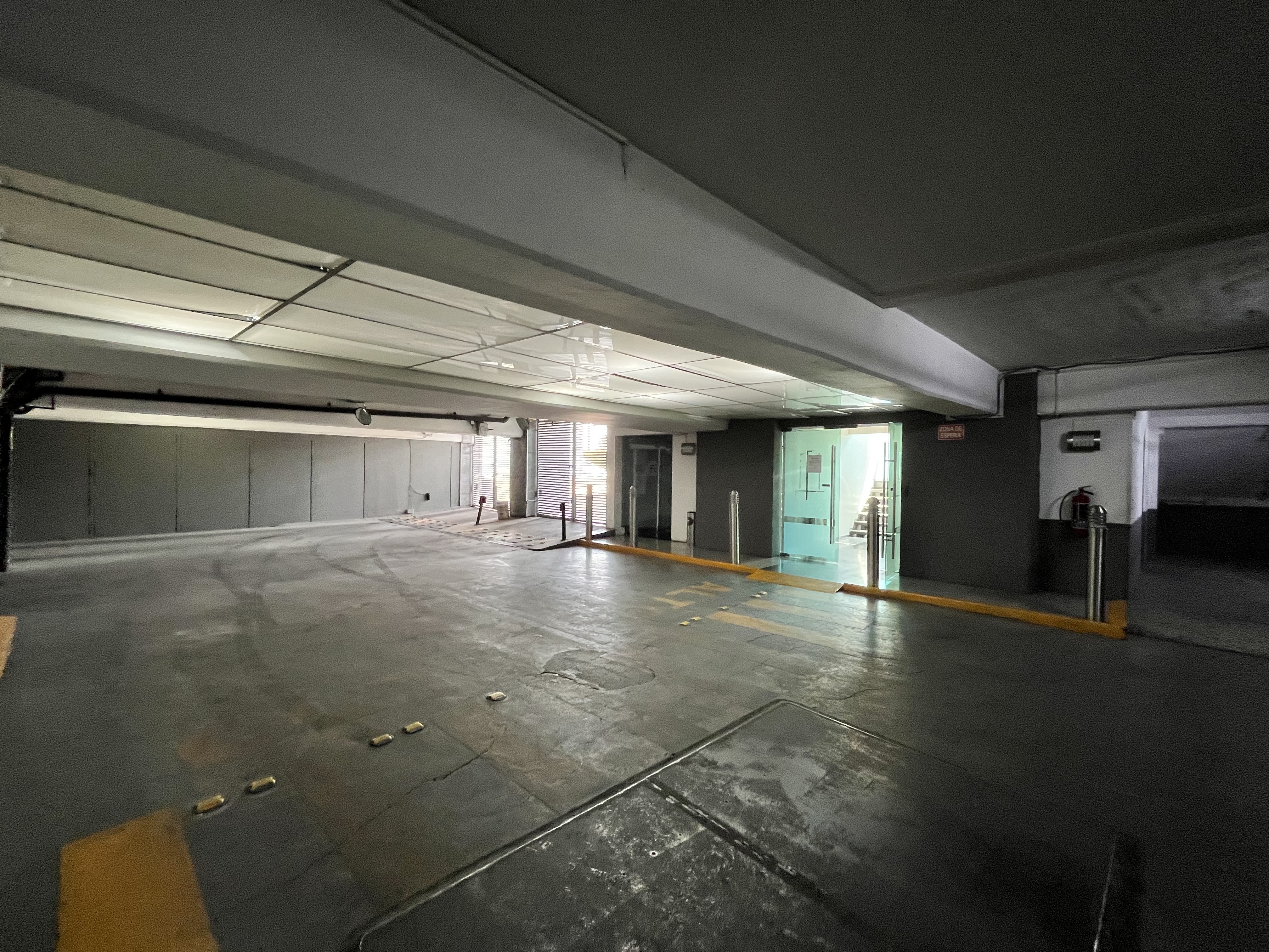 Imagen del estacionamiento 4