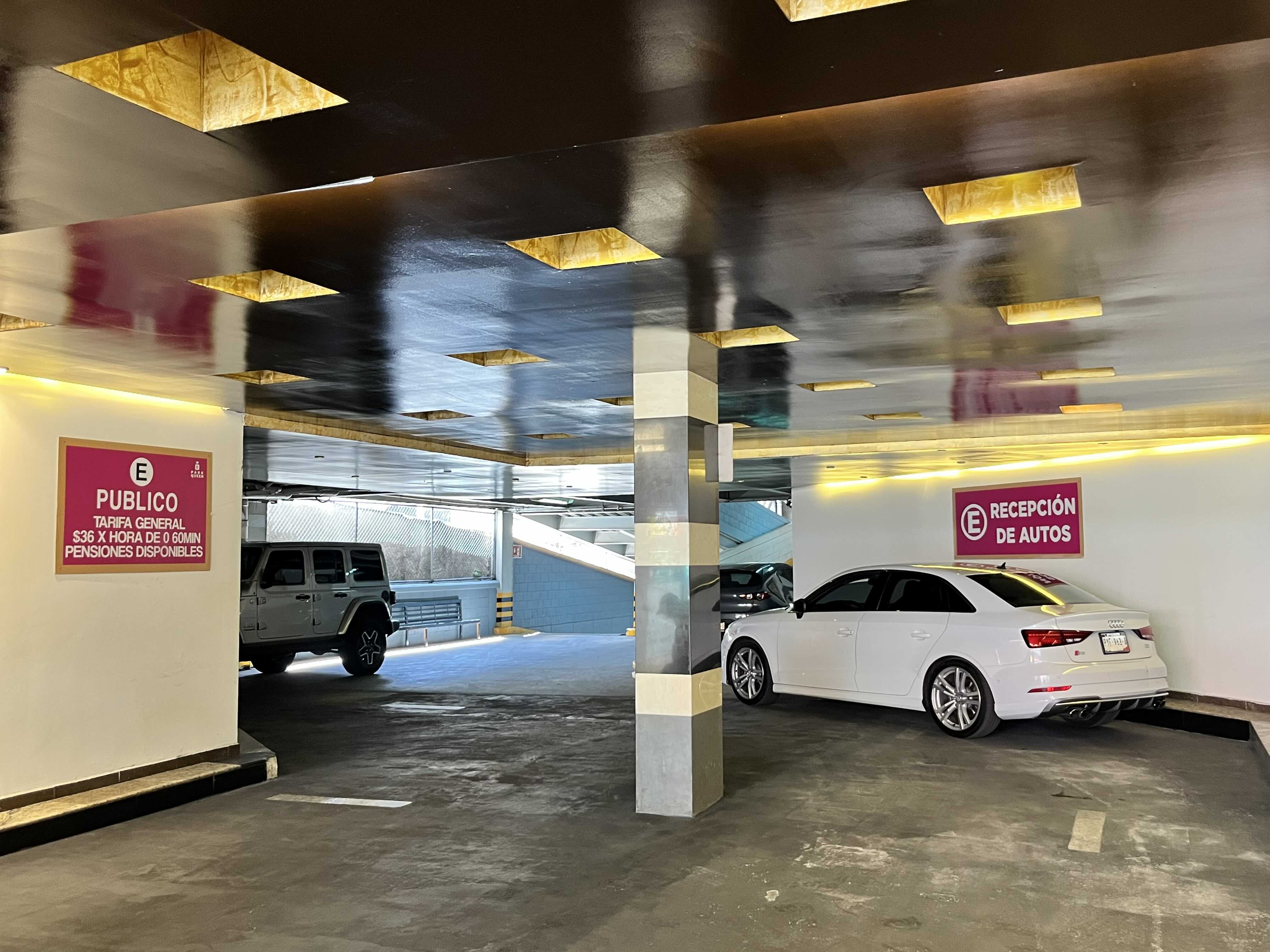 Imagen del estacionamiento 2