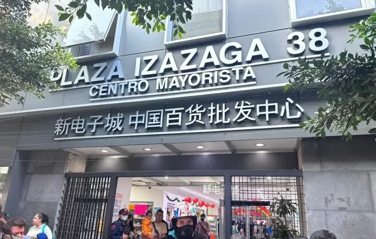 Plaza Izazaga 38