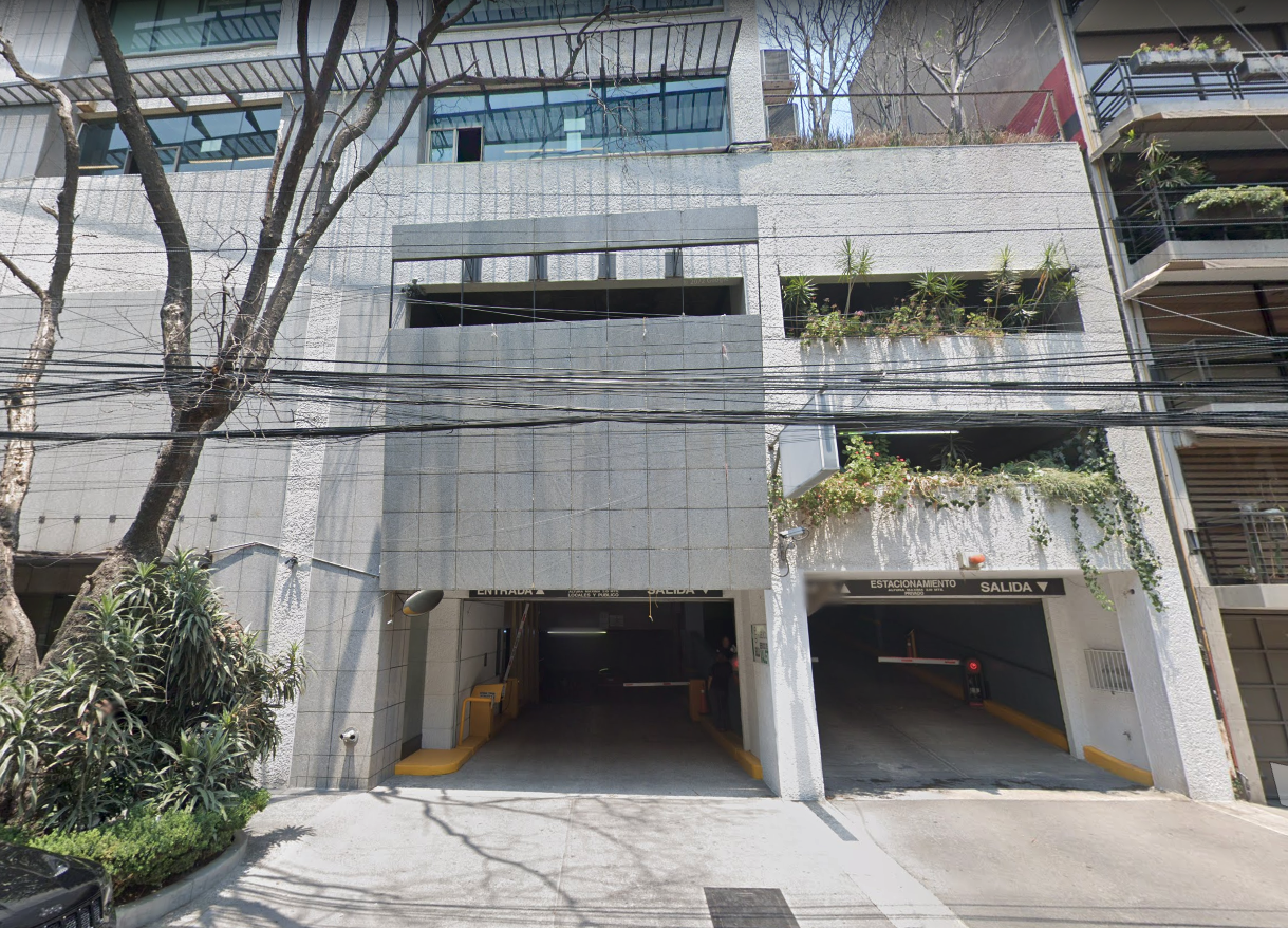 Imagen del estacionamiento 1