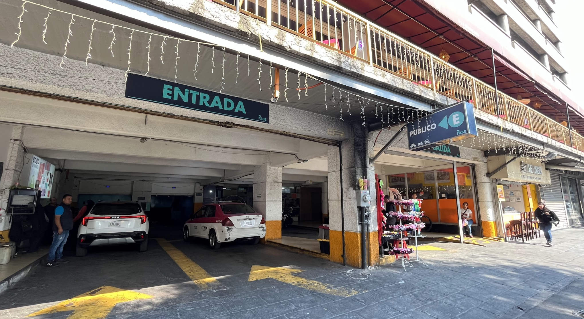 Imagen del estacionamiento 2