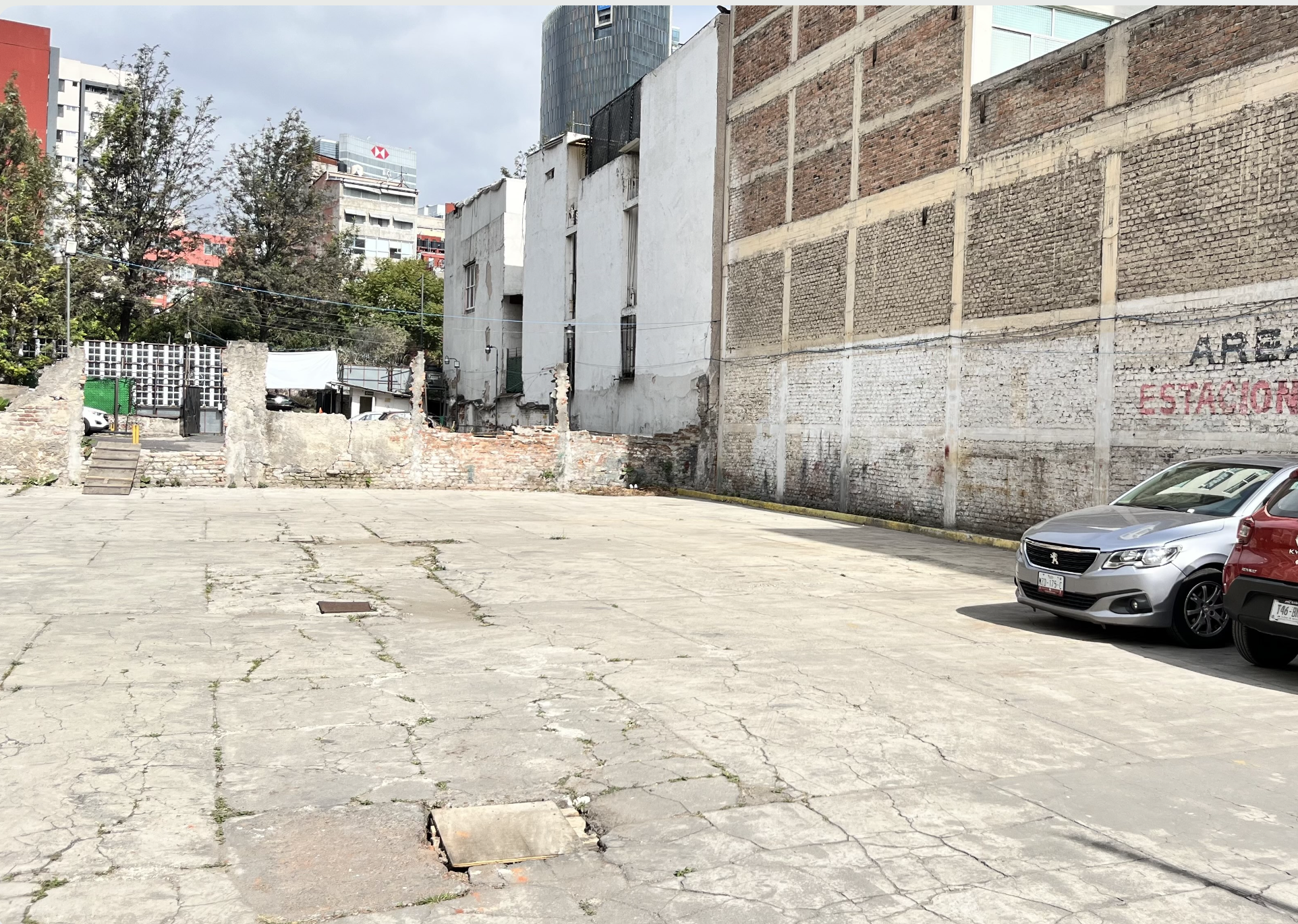 Imagen del estacionamiento 2