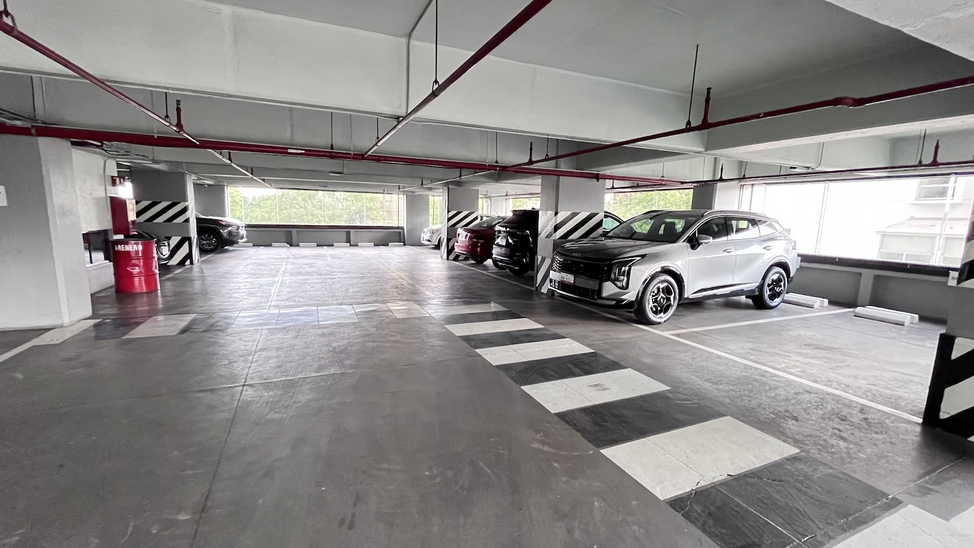 Imagen del estacionamiento 2