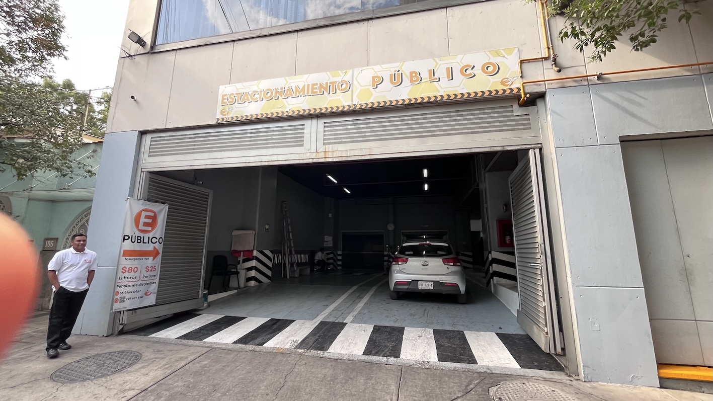 Imagen del estacionamiento 3