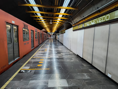 Metro Miguel Ángel de Quevedo