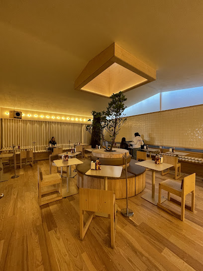 Bobo Burgers & Café (Nápoles)	