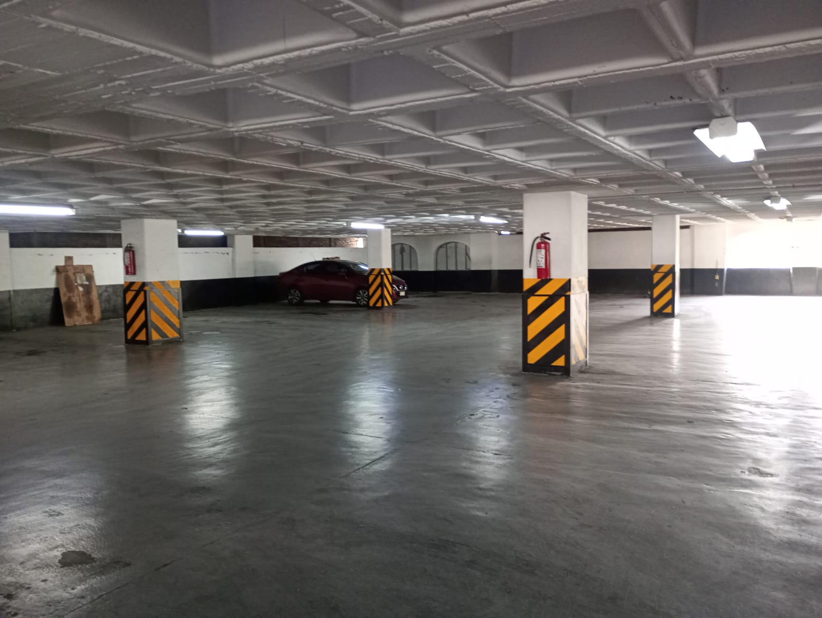 Imagen del estacionamiento 2