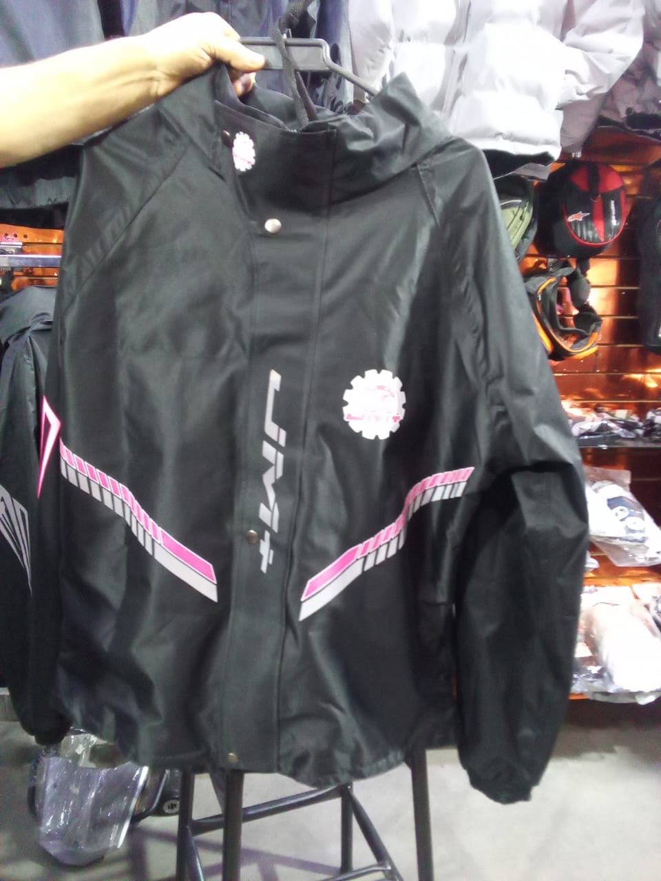 Impermeable tipo sudadera