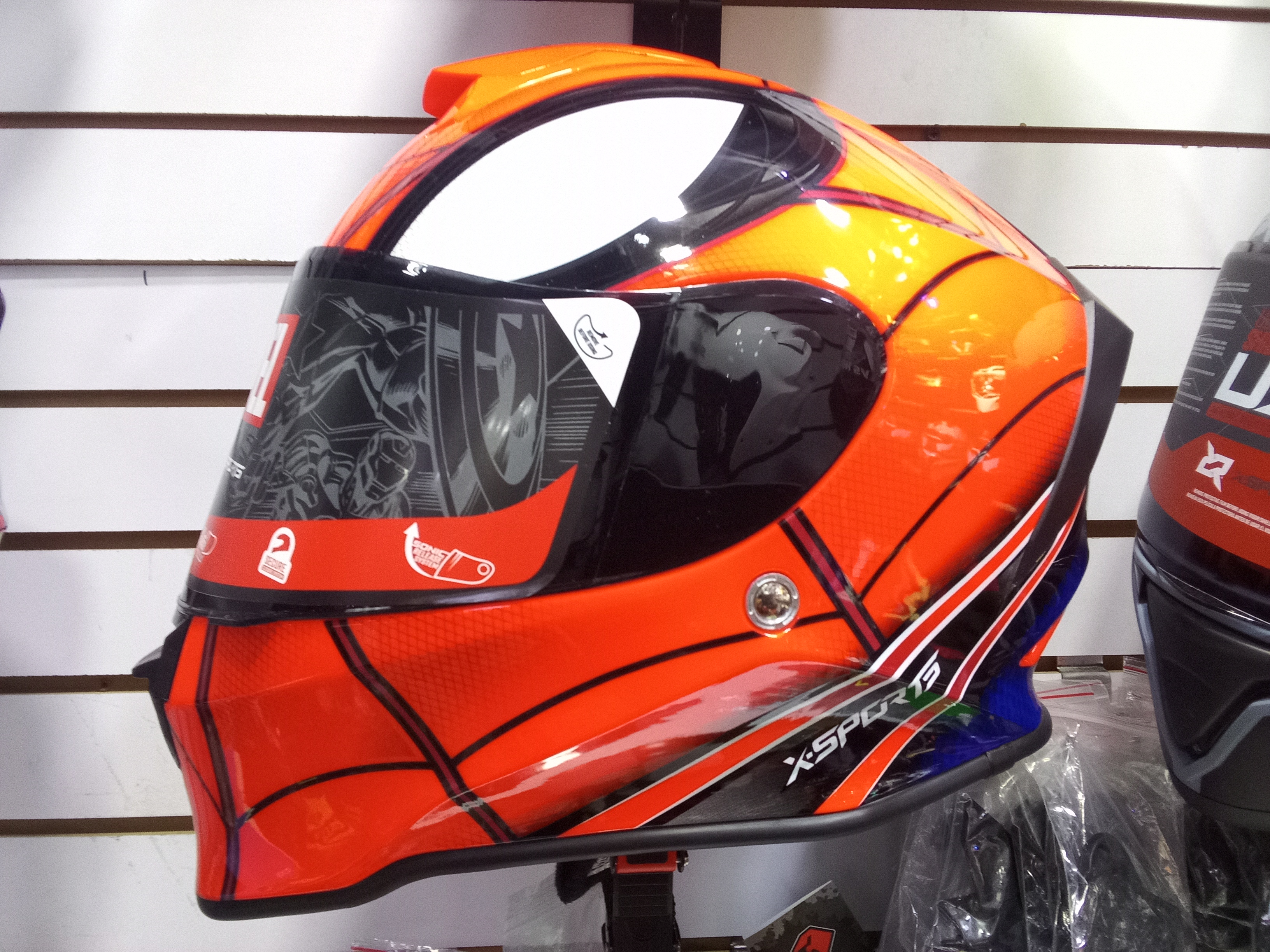 CASCO XSPORT MARVELL V151