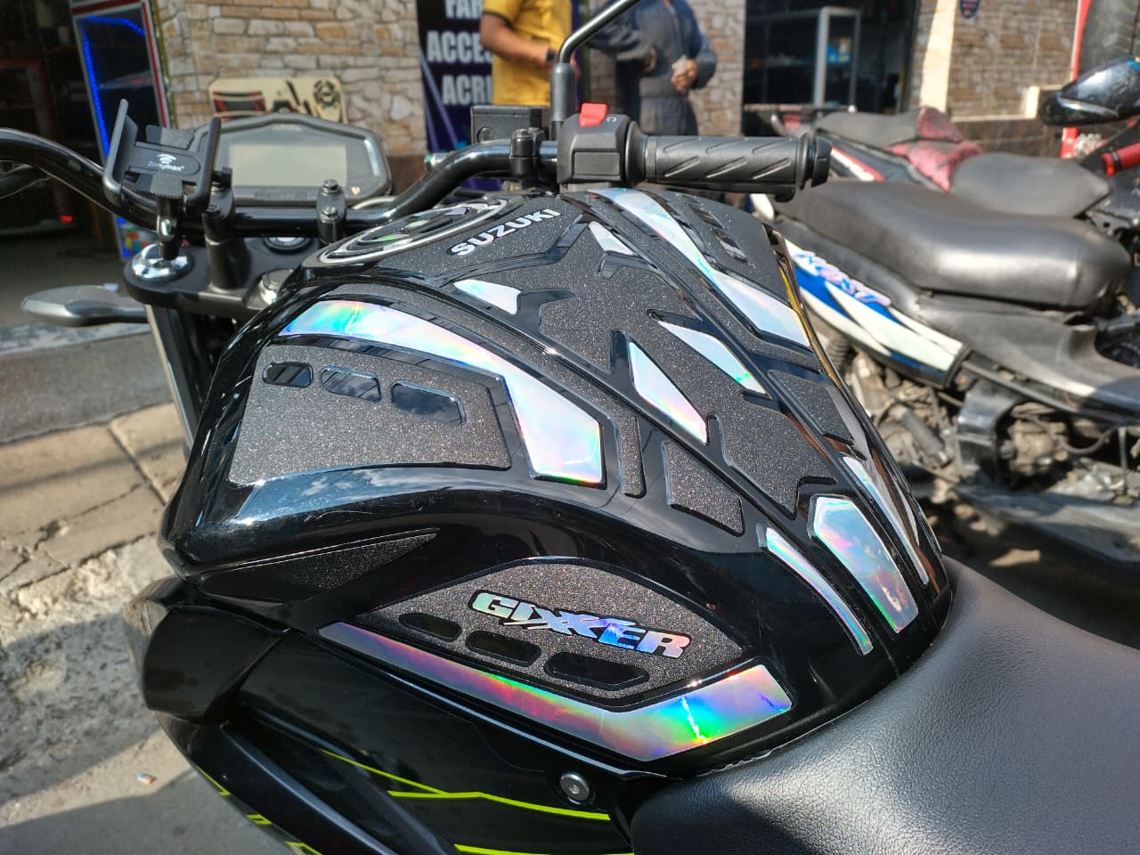 INSTALACIÓN DE PROTECTOR PARA TANQUE