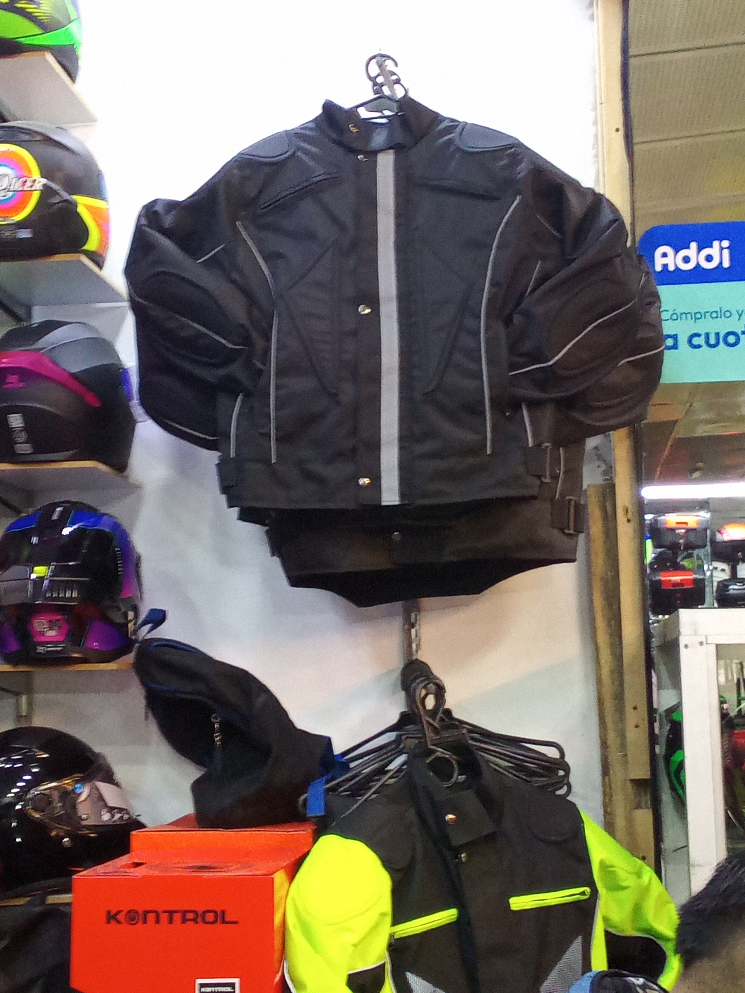 CHAQUETAS DE PROTECCIÓN PARA MOTOCICLISTA