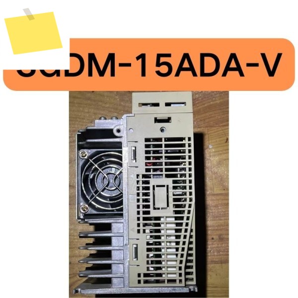 중고 1.5KW 서보 드라이브 SGDM-15ADA-V는 테스트를 거쳤으며 기능이 그대로 유지되었습니다. 제품 이미지