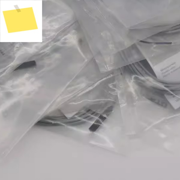 신품 SMT-8M-A-NS-24V-E-2.5-OE 574338 근접 스위치 제품 이미지