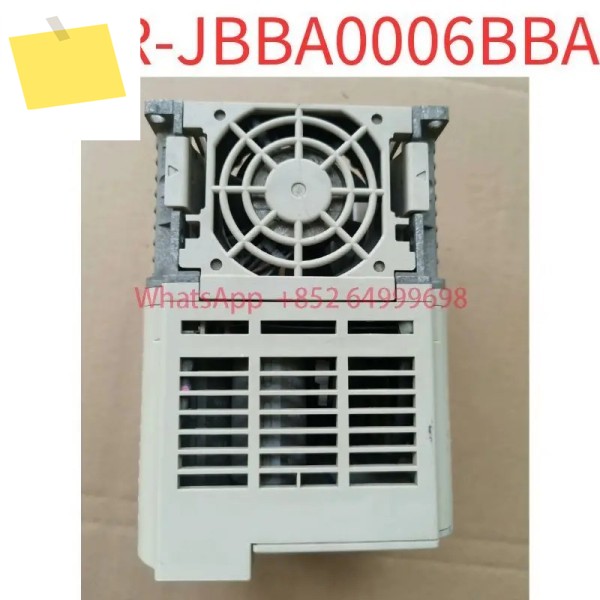 중고 CIMR-JB4A0007BAA 인버터 제품 이미지