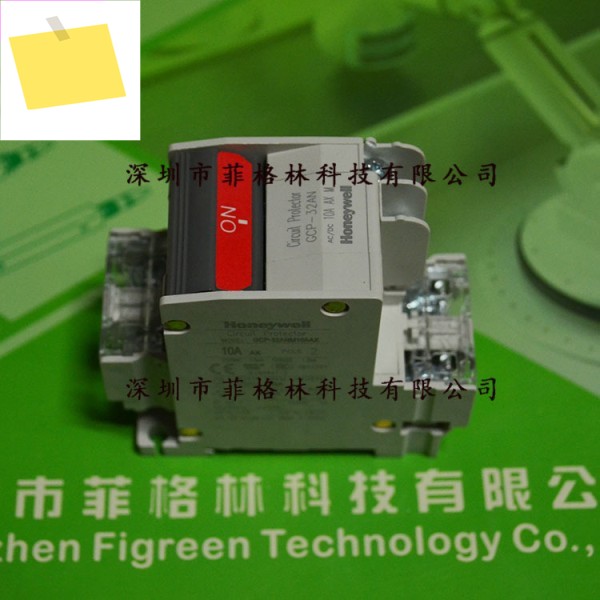 GCP-32ANM10AAX Honeywell 회로 차단기보조 터치포인트 포함 제품 이미지
