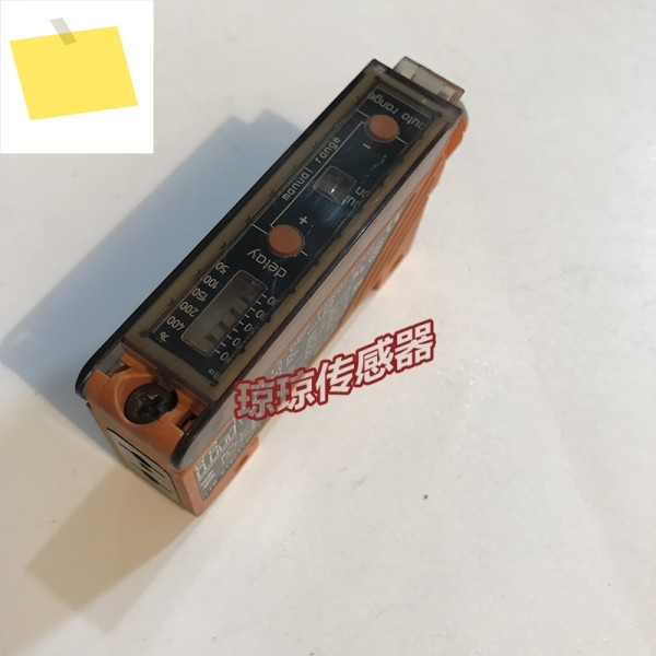 IFM OBF-FPKGTUS Original OB5013 German M12 Plug Photoelectric Sensor In Stock 제품 이미지