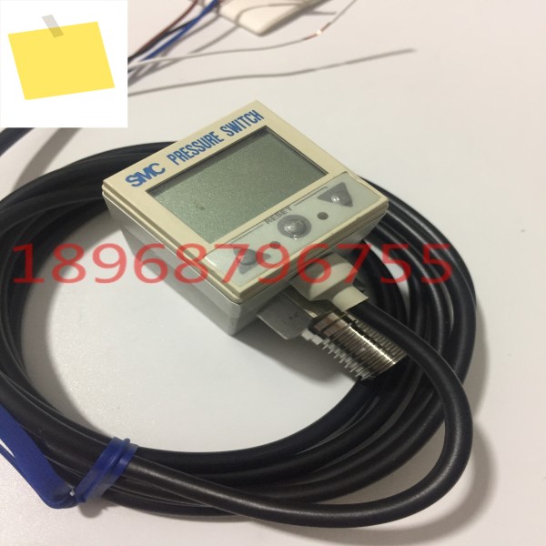 일본 SMC 압력 디지털 스위치 센서 ZSE5B-02-27L 제품 이미지
