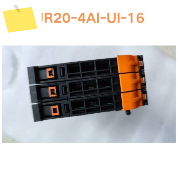 중고 테스트 OK UR20-4AI-UI-16 모듈 제품 이미지