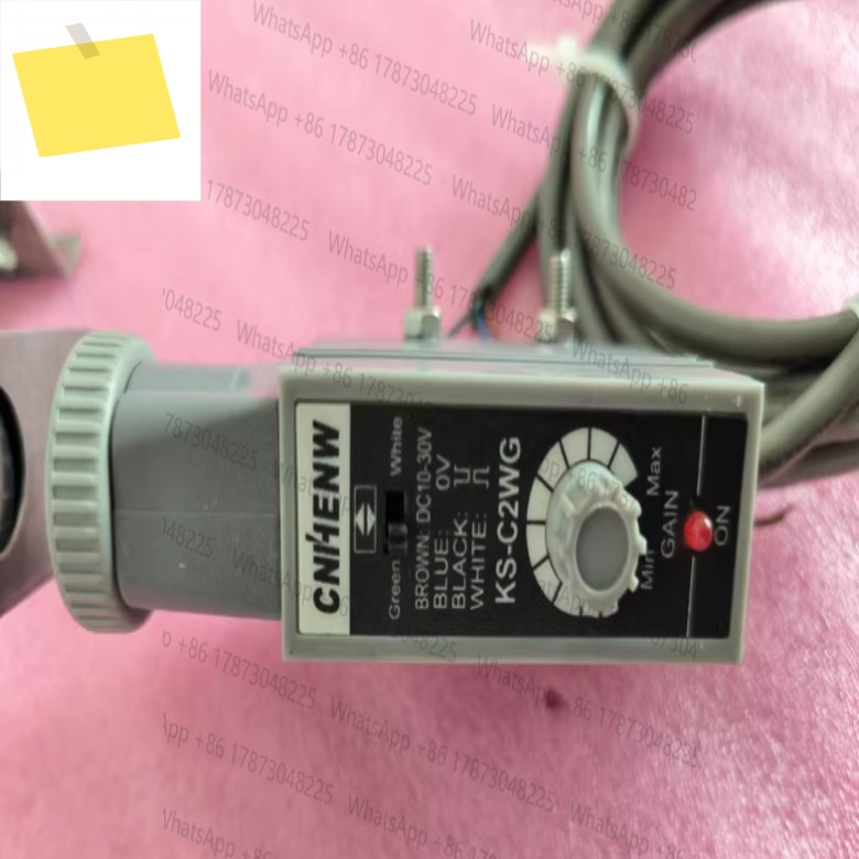 1PC KS-C2WG CNHENW 컬러 코드 센서 가방 제작 기계 광전 스위치 제품 이미지