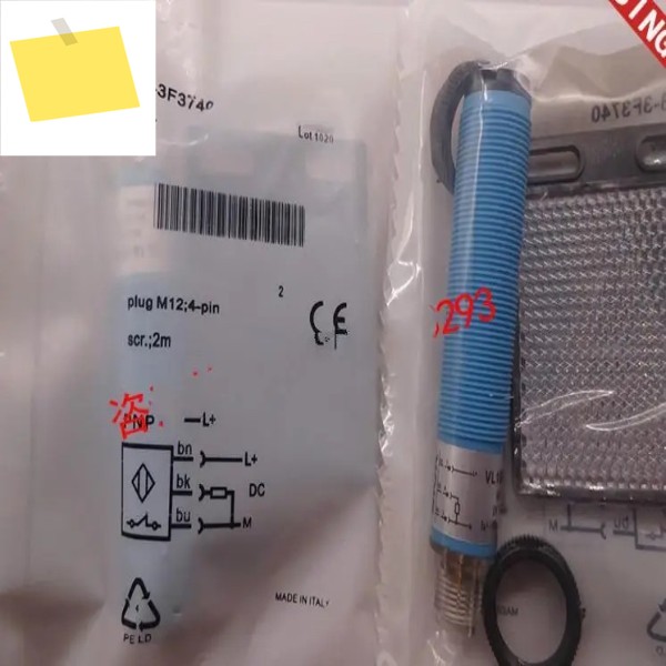 2pcs 신품 고품질 SICK 거울 반사 센서 VL18-3F3740 제품 이미지