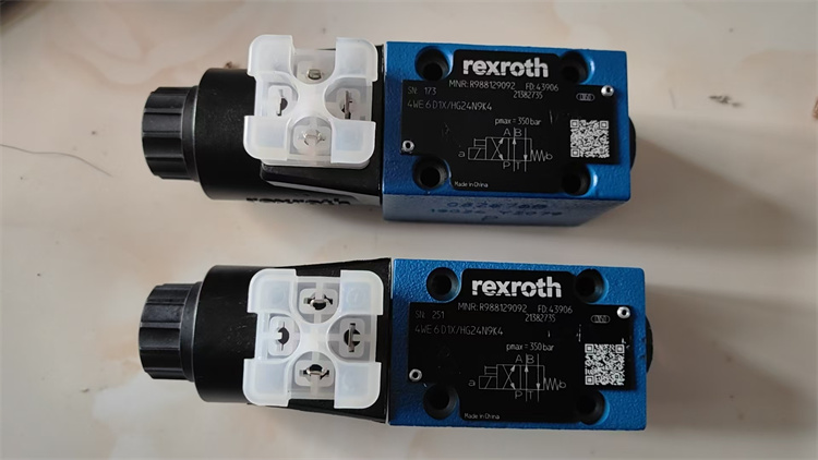 4WE6D62/EG24N9K4 Rexroth 솔레노이드 방향 밸브독일 R900561274 밸브 제품 이미지