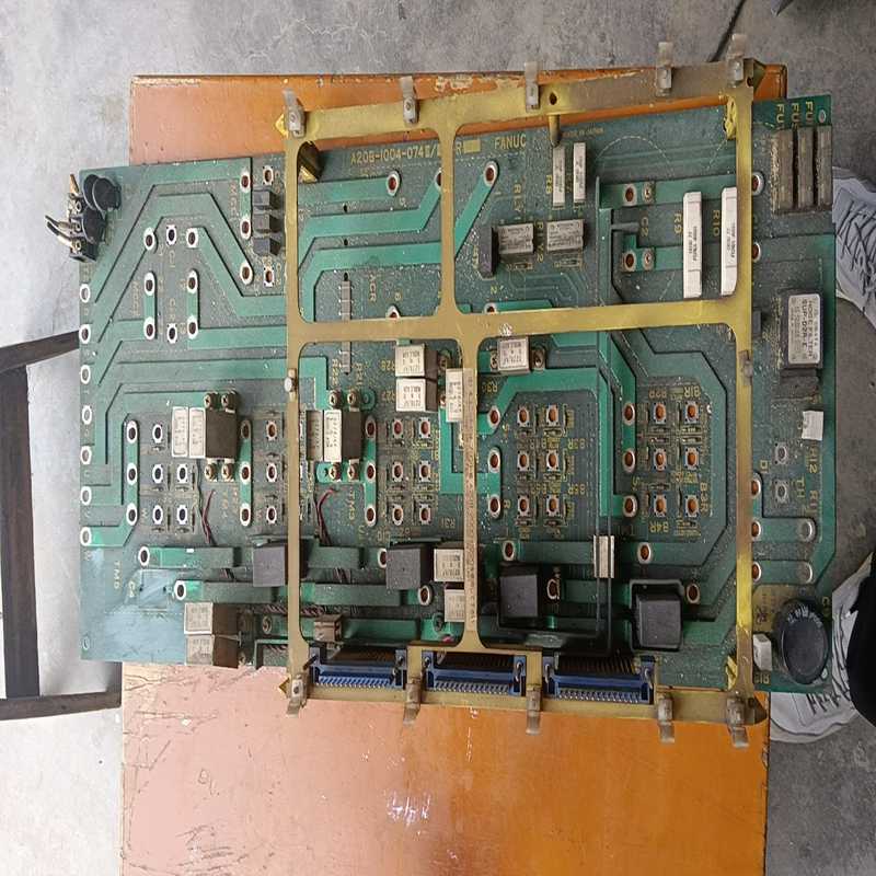 FANUC 스핀들 드라이버 베이스 플레이트 A20B-1004-0740 액세서리 듣기 제품 이미지
