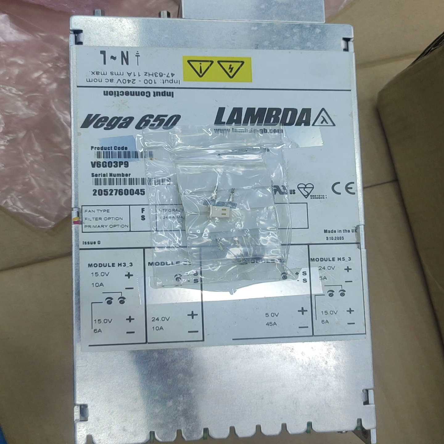 지우니우 액세서리 LAMBDA Vega 650 전원 모듈 이미지이며 사용하지 않았으며 제품 이미지